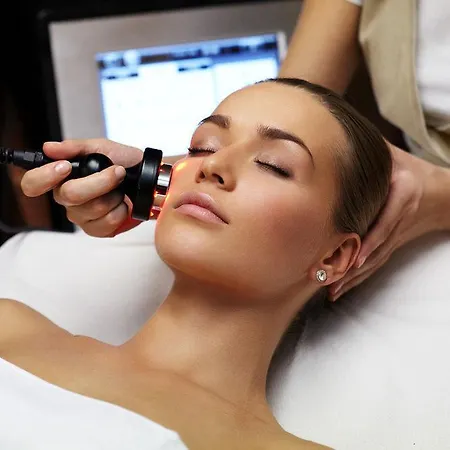 فيلة Zespol Palacowy Na Wylacznosc