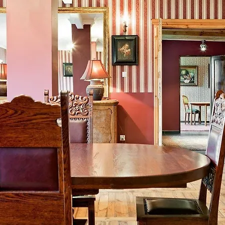 Zespol Palacowy Na Wylacznosc Pacółtowo