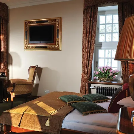 Zespol Palacowy Na Wylacznosc فيلة