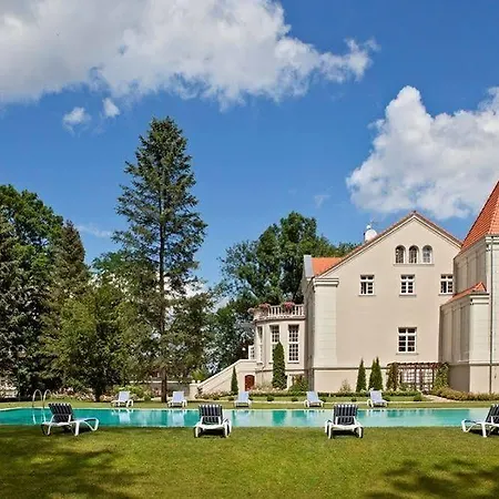 Zespol Palacowy Na Wylacznosc فيلة Pacółtowo