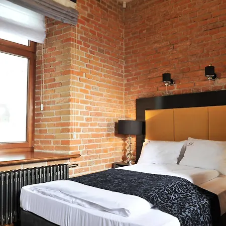 فيلة Zespol Palacowy Na Wylacznosc